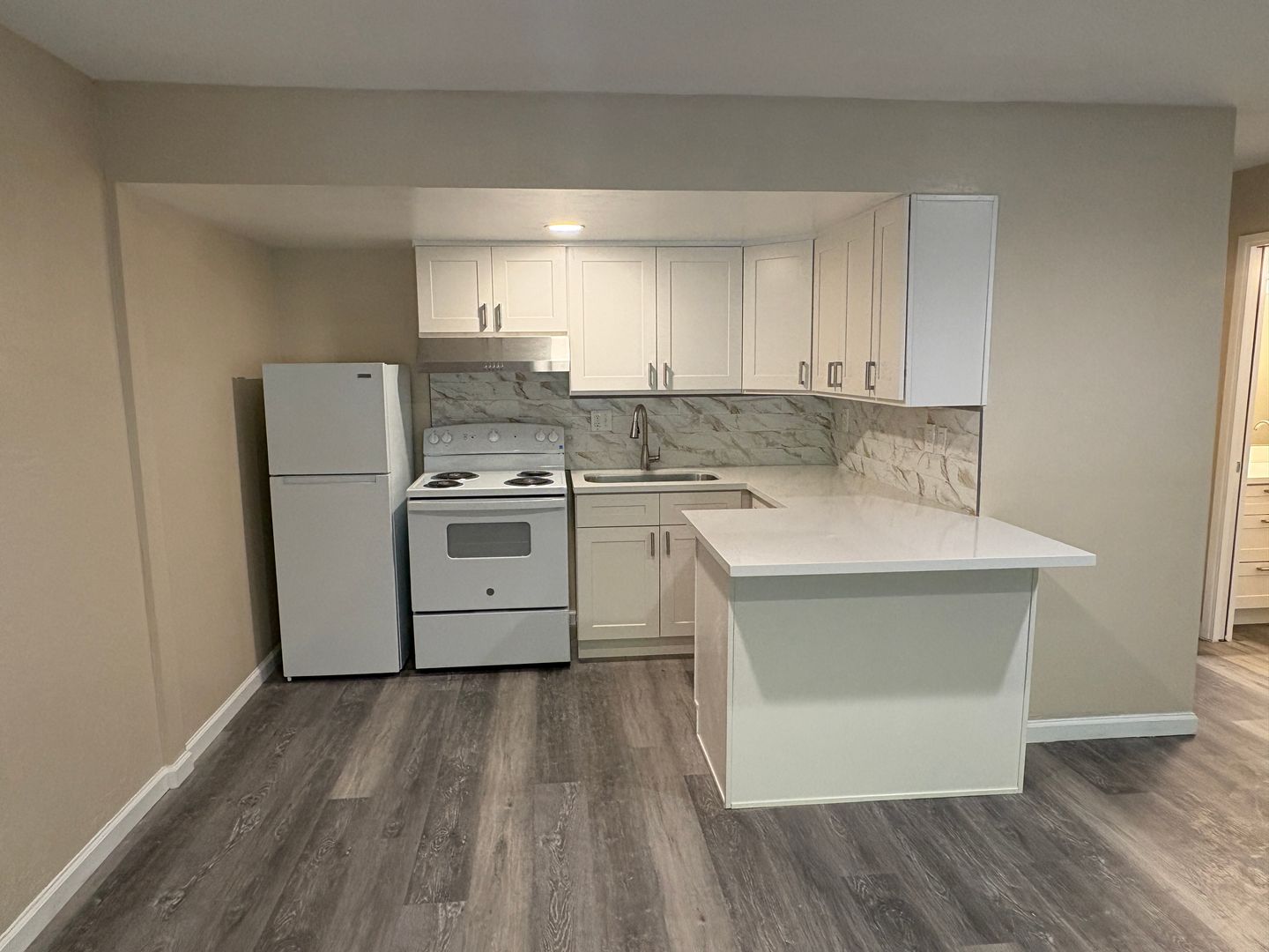 E. Palo Alto Apartment: 1735 Woodland Ave