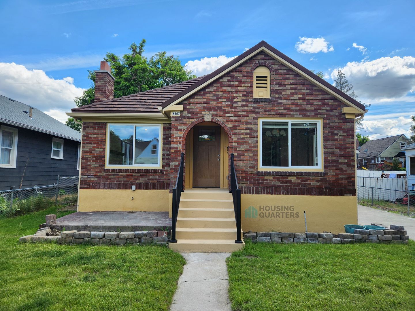 Spokane House: 107 W Waverly Pl