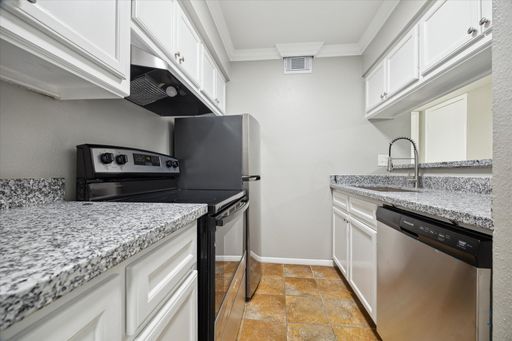 1 Bedroom Rental – 201 Emerson St - 19, Houston, TX 77006