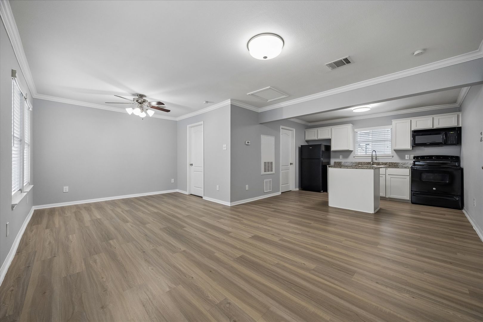 Houston Apartment: 1548 Ashland