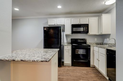 2 Bedroom Rental – 835 Heights - 07, Houston, TX 77007