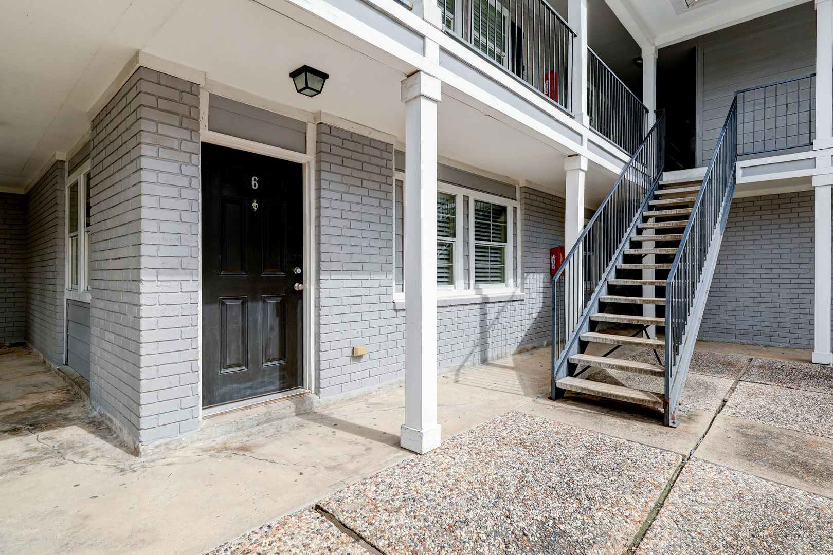 Houston Apartment: 427 W. 16th