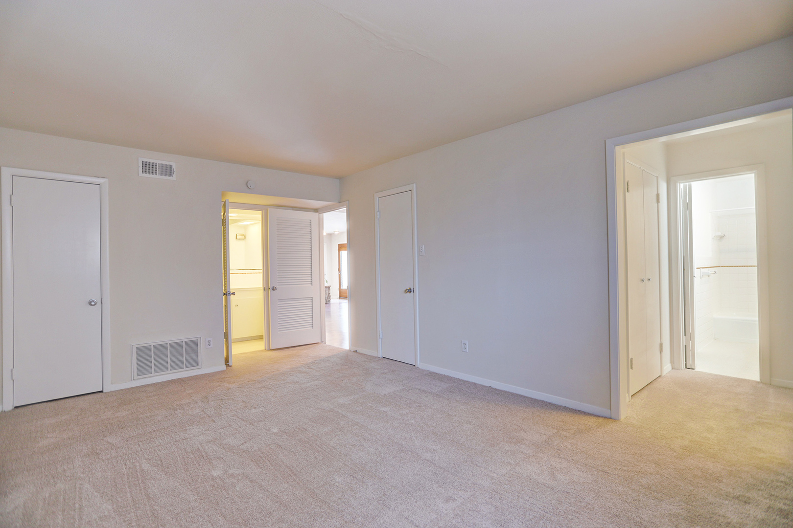 Houston Apartment: 3703 Roseland