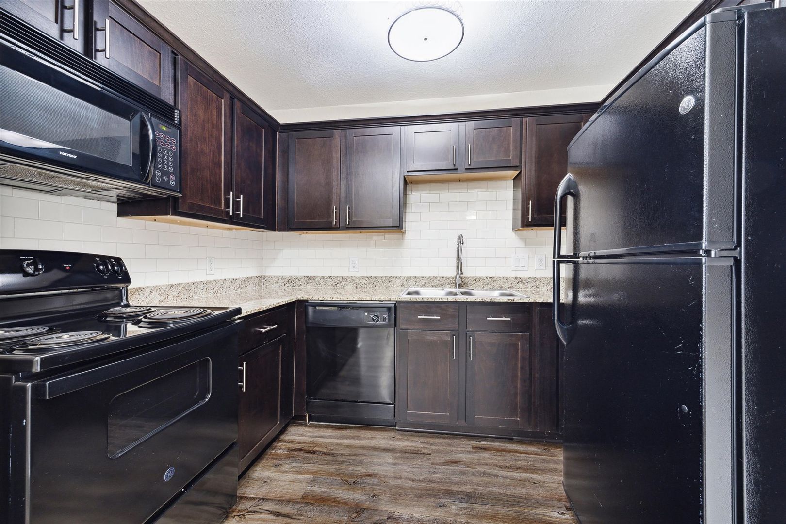 Houston Apartment: 427 W. 16th