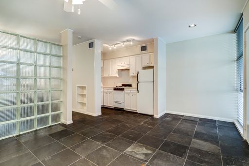 1 Bedroom Rental – 1901 Whitney - 06, Houston, TX 77006