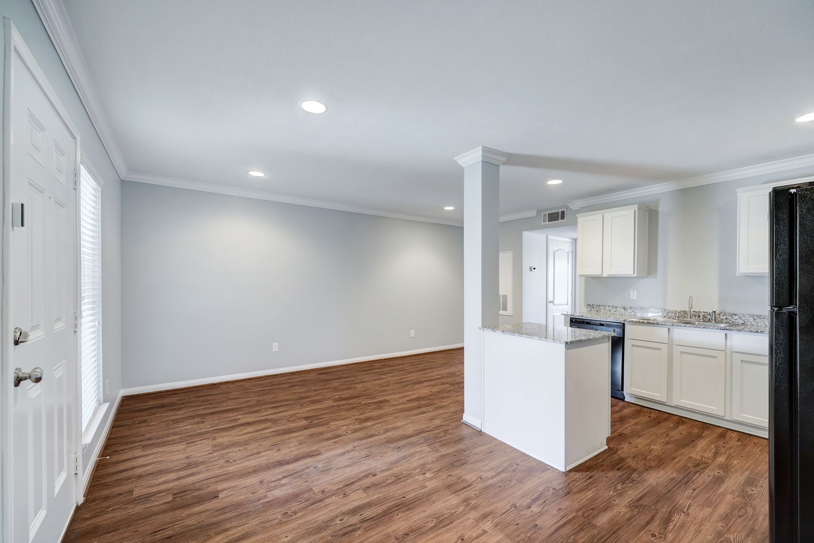 Houston Apartment: 835 Heights