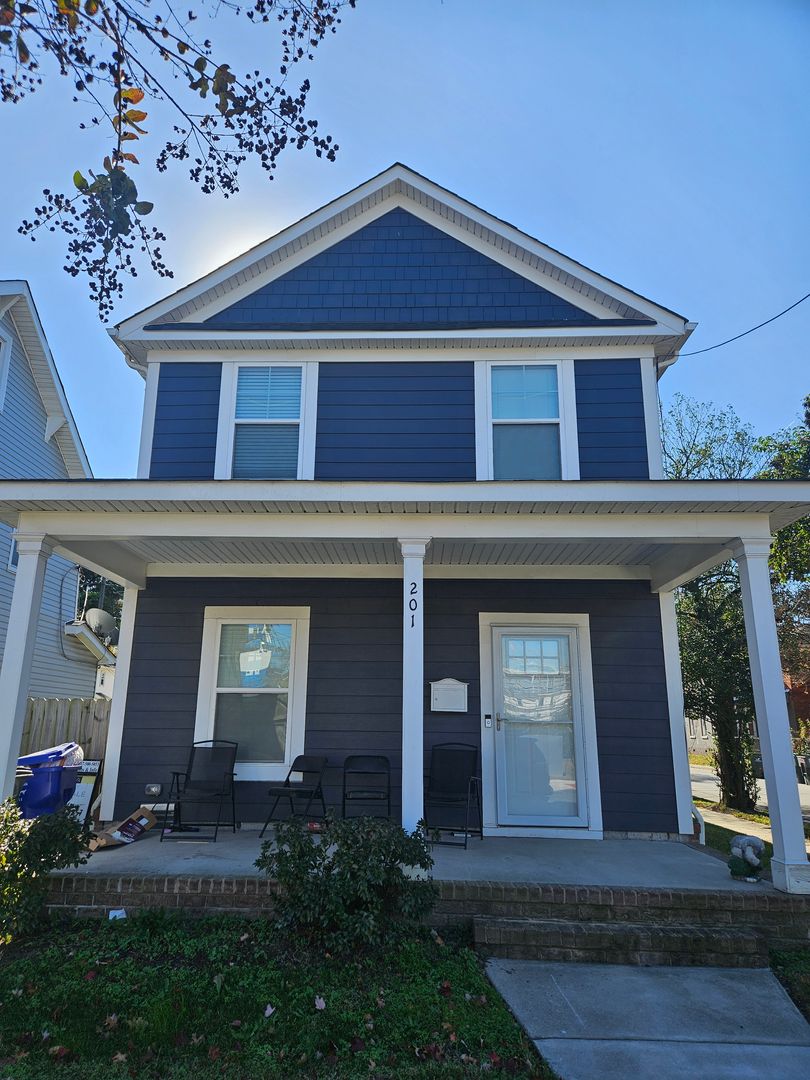 Norfolk House: 201 Bellamy Avenue