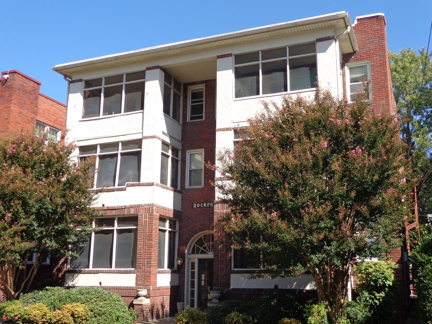 Norfolk Apartment: 824 Brandon Avenue