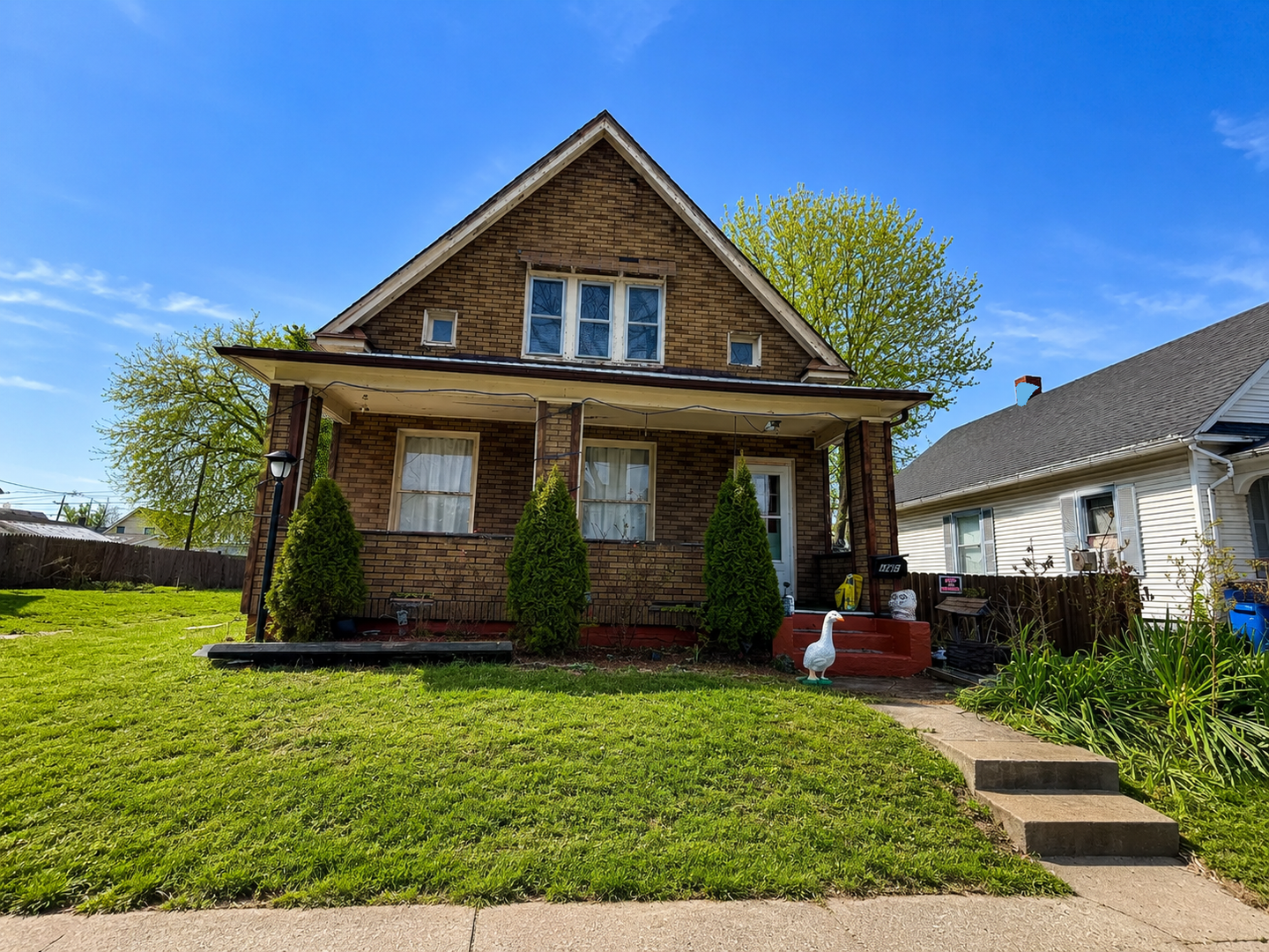Toledo House: 245 Plymouth St