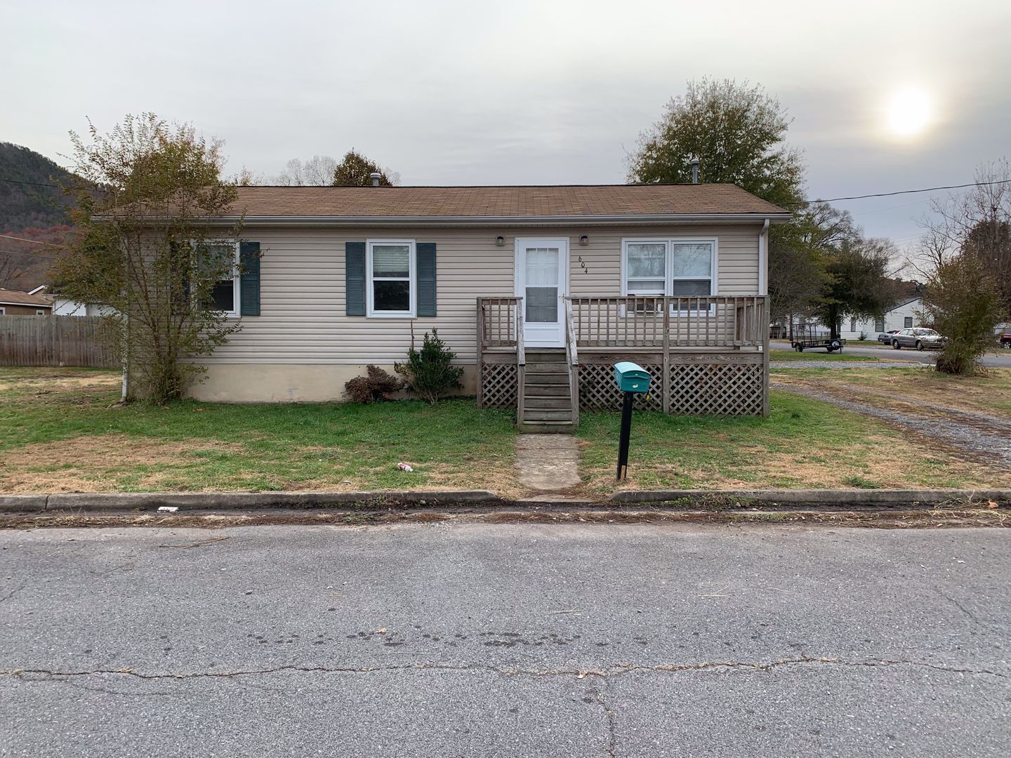 Nice 3BR, 1 Ba home on a corner lot