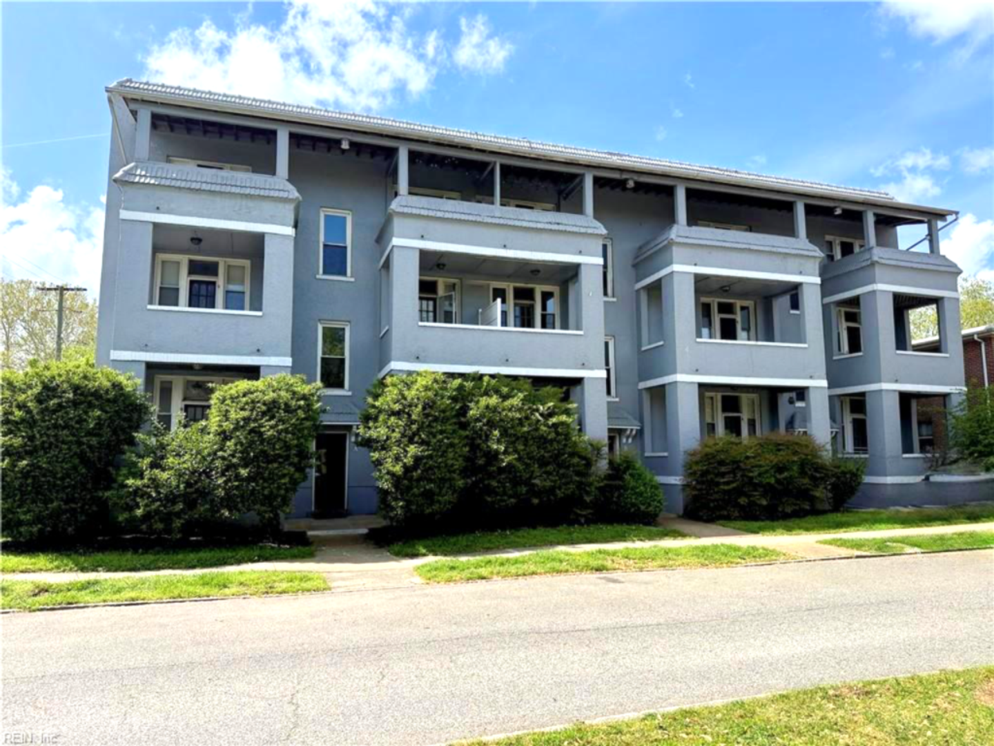 Norfolk Apartment: 601 Graydon Avenue