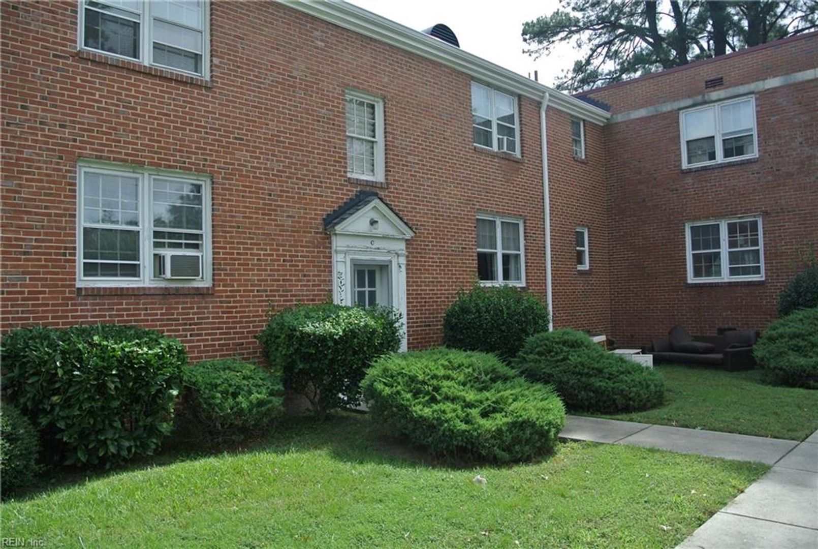 Norfolk Apartment: 7420 Hampton Boulevard