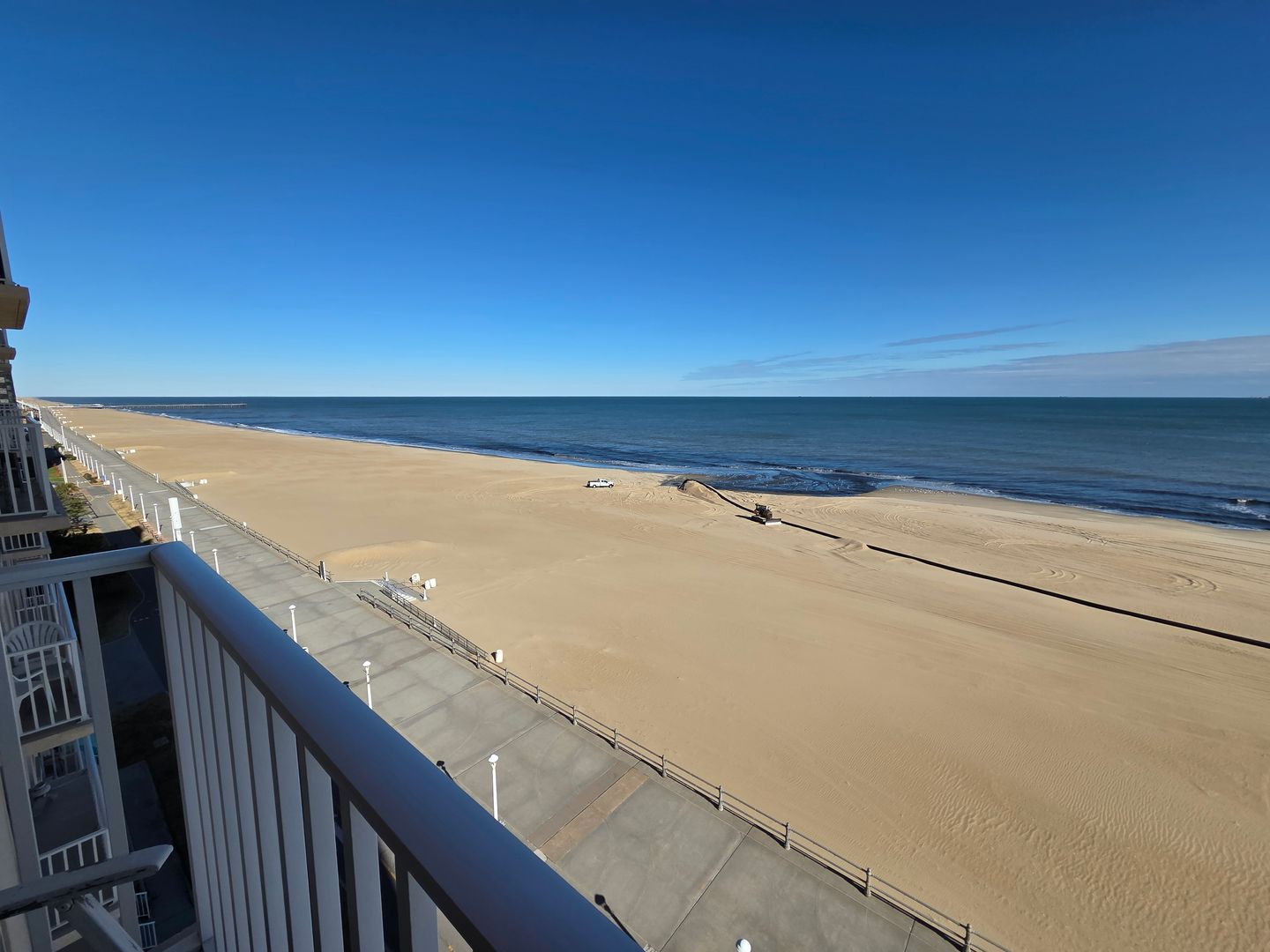 Virginia Beach Condo: 303 Atlantic Avenue #804