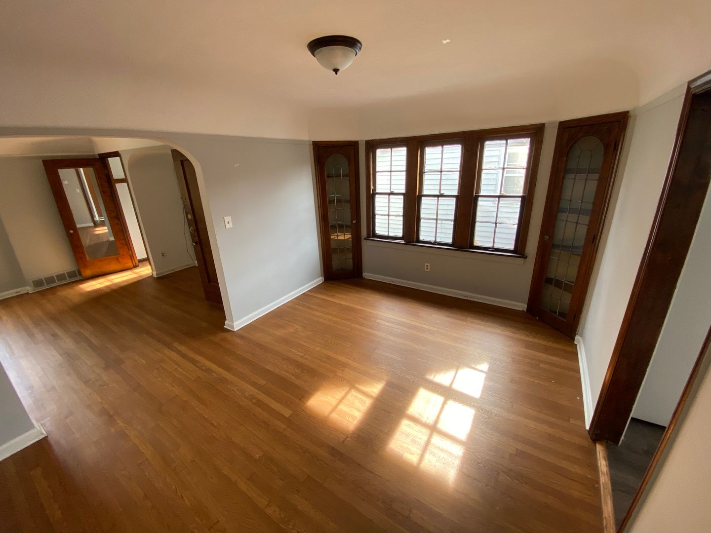 Shaker Heights Apartment: 3718 Gridley Road