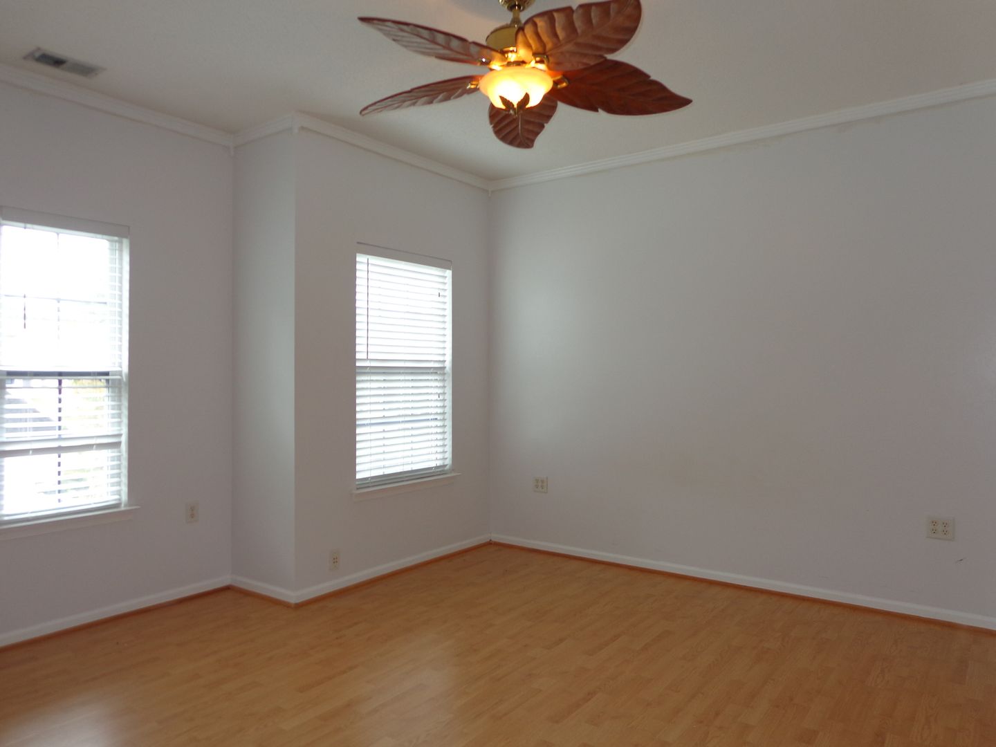 5805 Ludington Drive, Virginia Beach, VA 23464