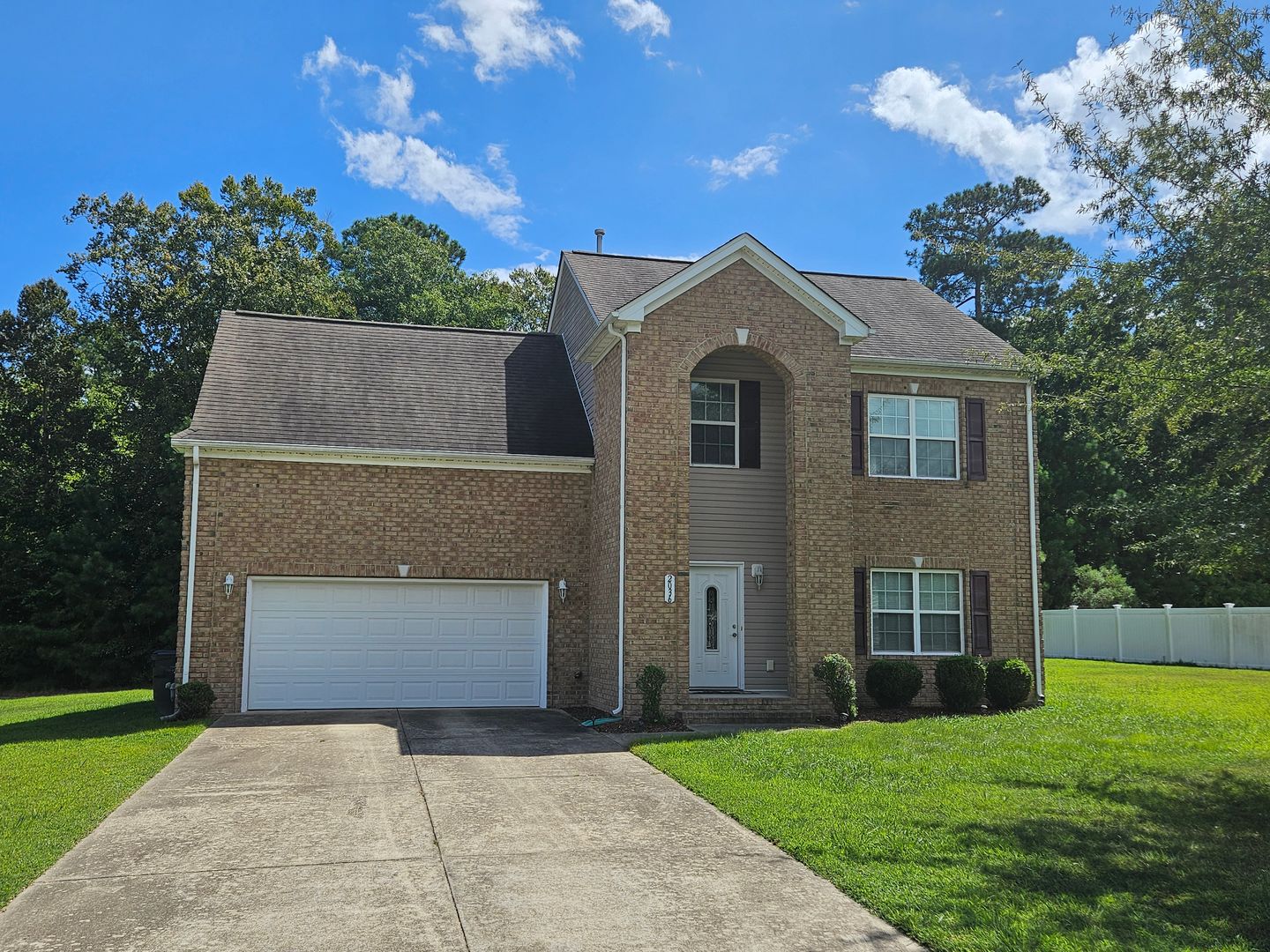Suffolk House: 2036 Sweetwood Drive
