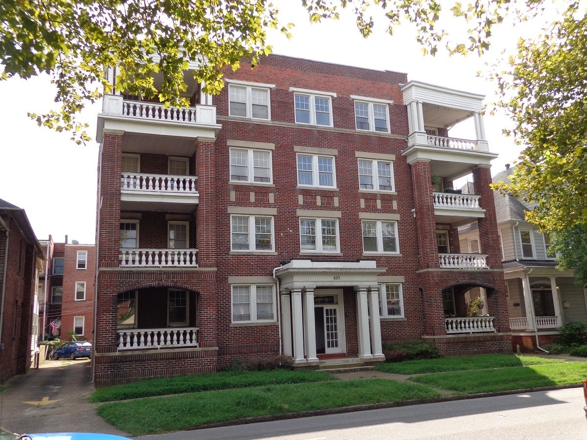 Norfolk Apartment: 625 W. Princess Anne Road