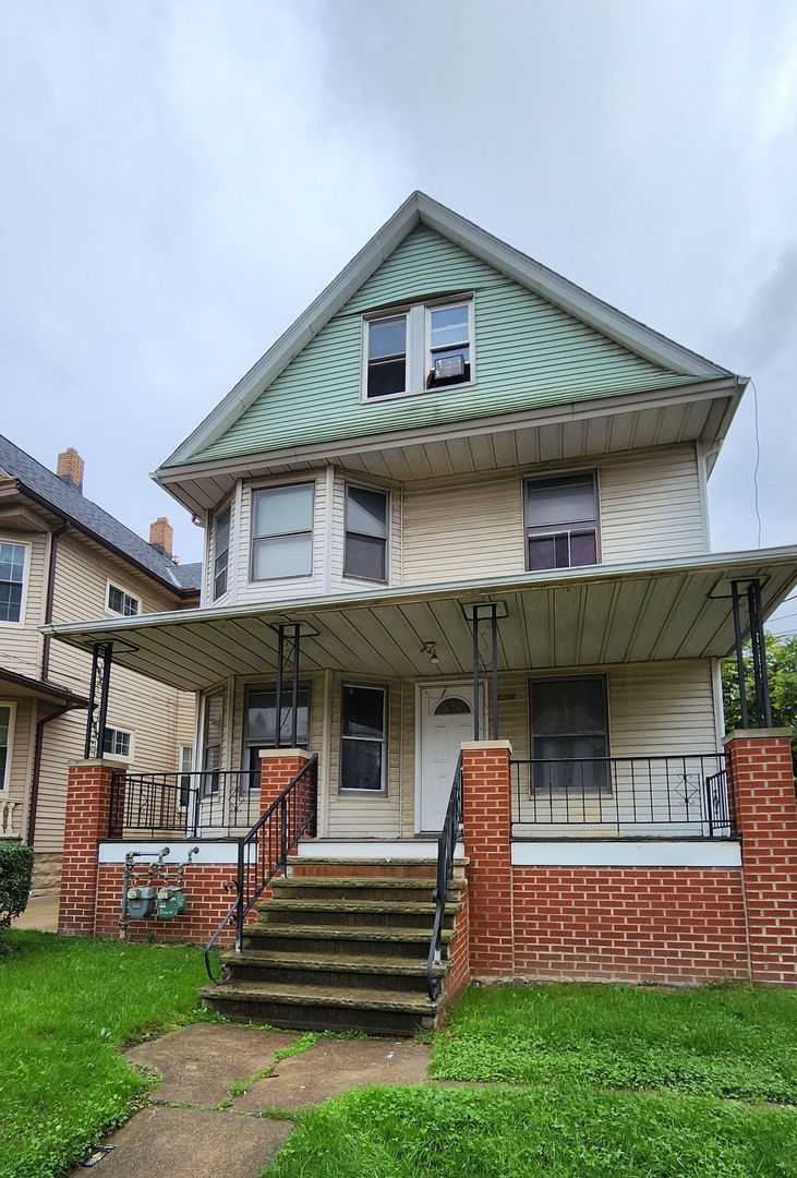 Cleveland Apartment: 7206 Rathbun Avenue