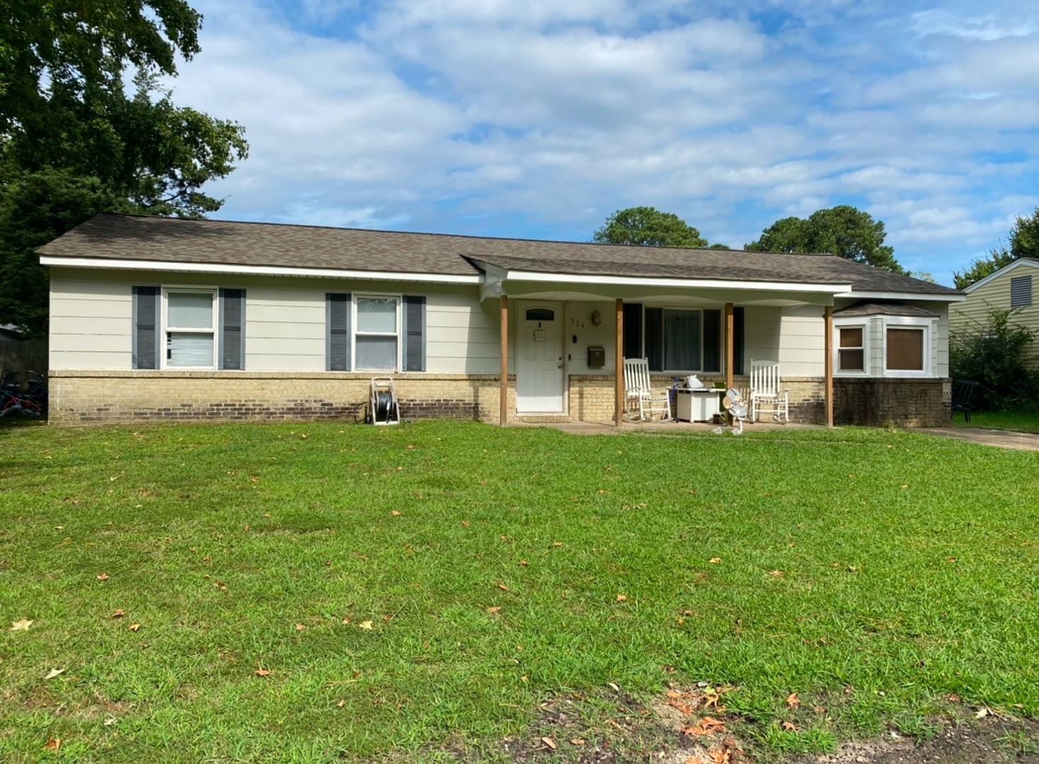 Virginia Beach House: 924 Gossman Drive