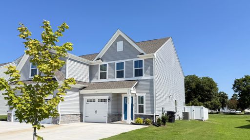 3 Bed, 2.5 Bath Townhome in Sought-After Tooley Harbor – photo 1