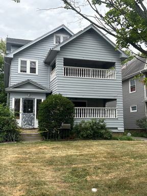 2-bedroom unit – photo 1