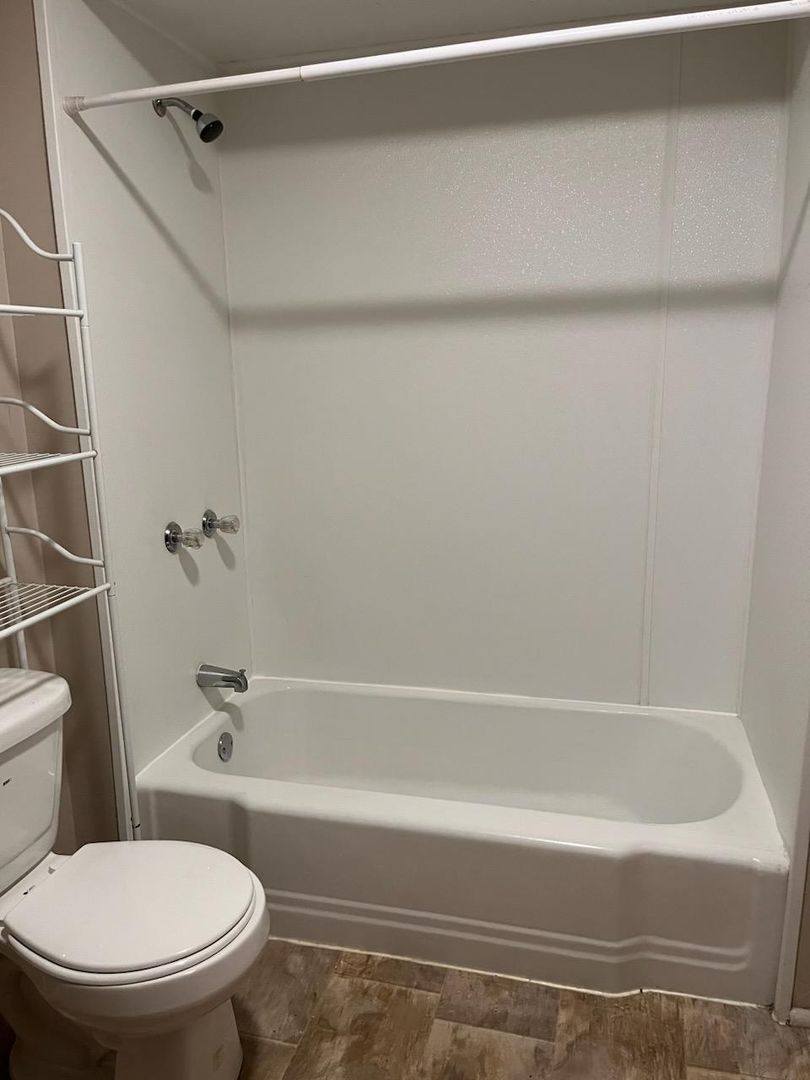 106 Shady Rest UP, Ellwood City, PA 16117