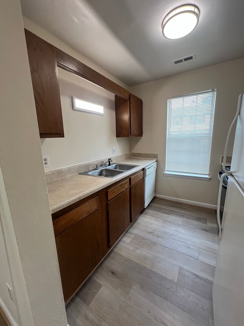 Portsmouth Apartment: 2609-2643 Elliott Avenue
