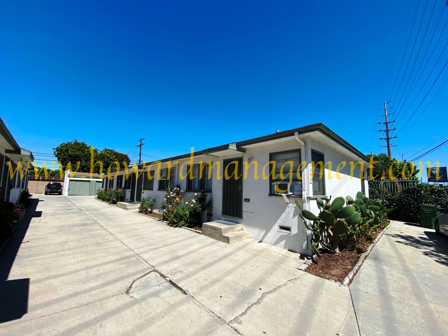 Los Angeles Apartment: 4440 S Centinela Ave