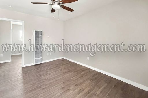 Bright & Beautiful One Bedroom Apartment on Venice Blvd – photo 1