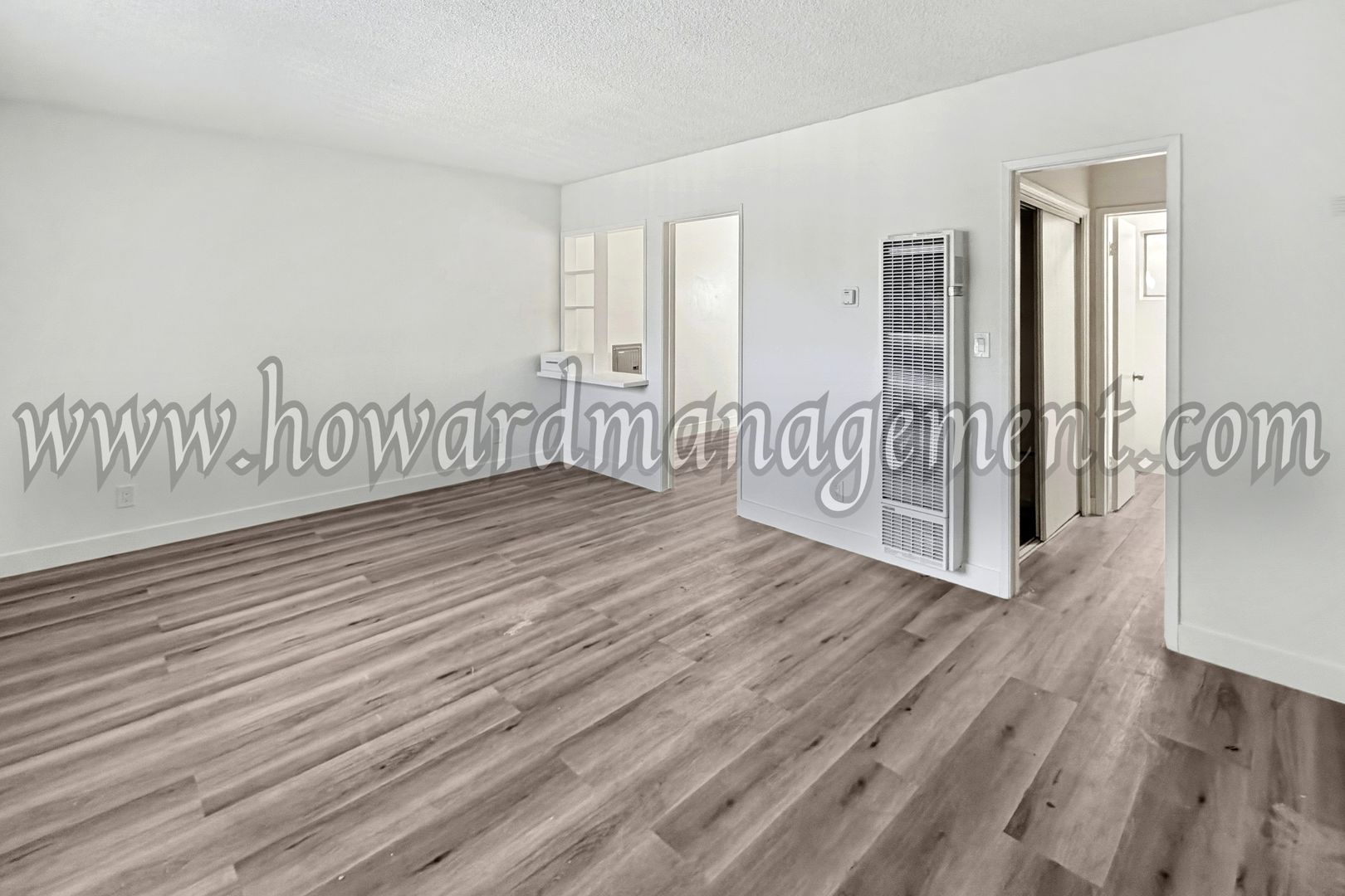 Canoga Park Apartment: 7259 Jordan Ave
