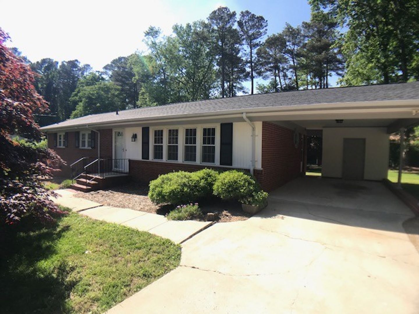 Raleigh House: 6909 Justice Drive