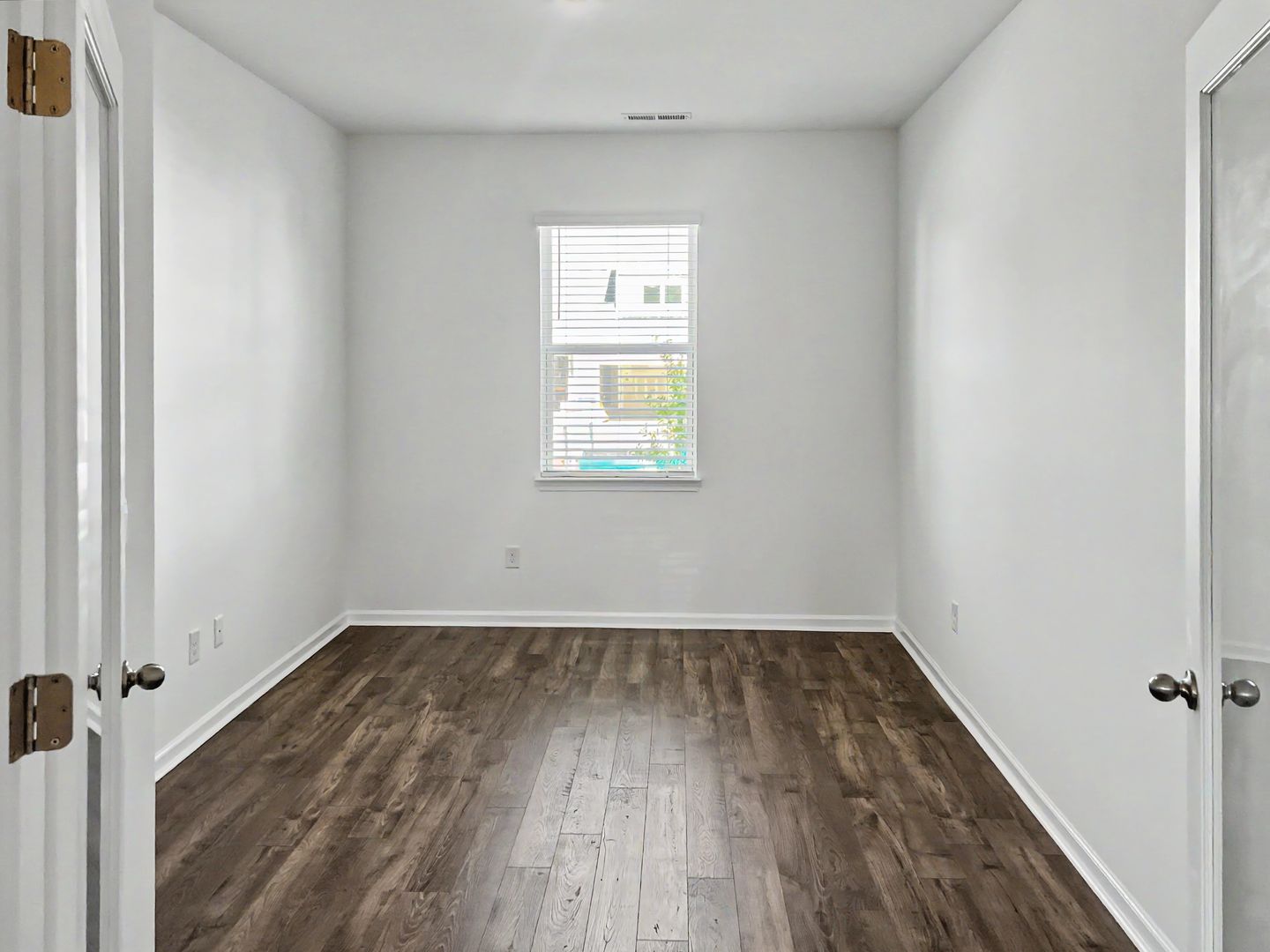1404 Jasmine View Way 9 of 12