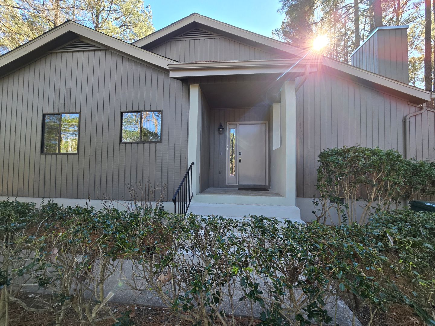 Chapel Hill Townhome: 5 Paddington Place