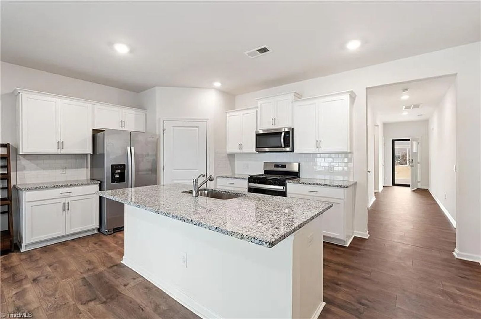 4608 Reedy Creek Farm Circle 7 of 12