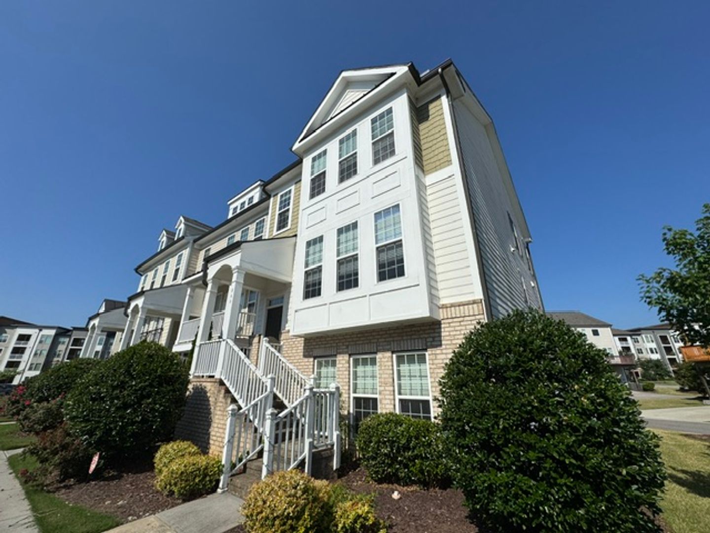 Apex Townhome: 866 Tunisian Dr.