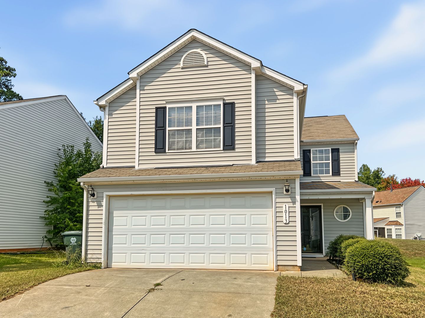 Raleigh House: 1013 Early Rise St