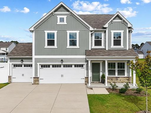 Like New and Move-in Ready!!