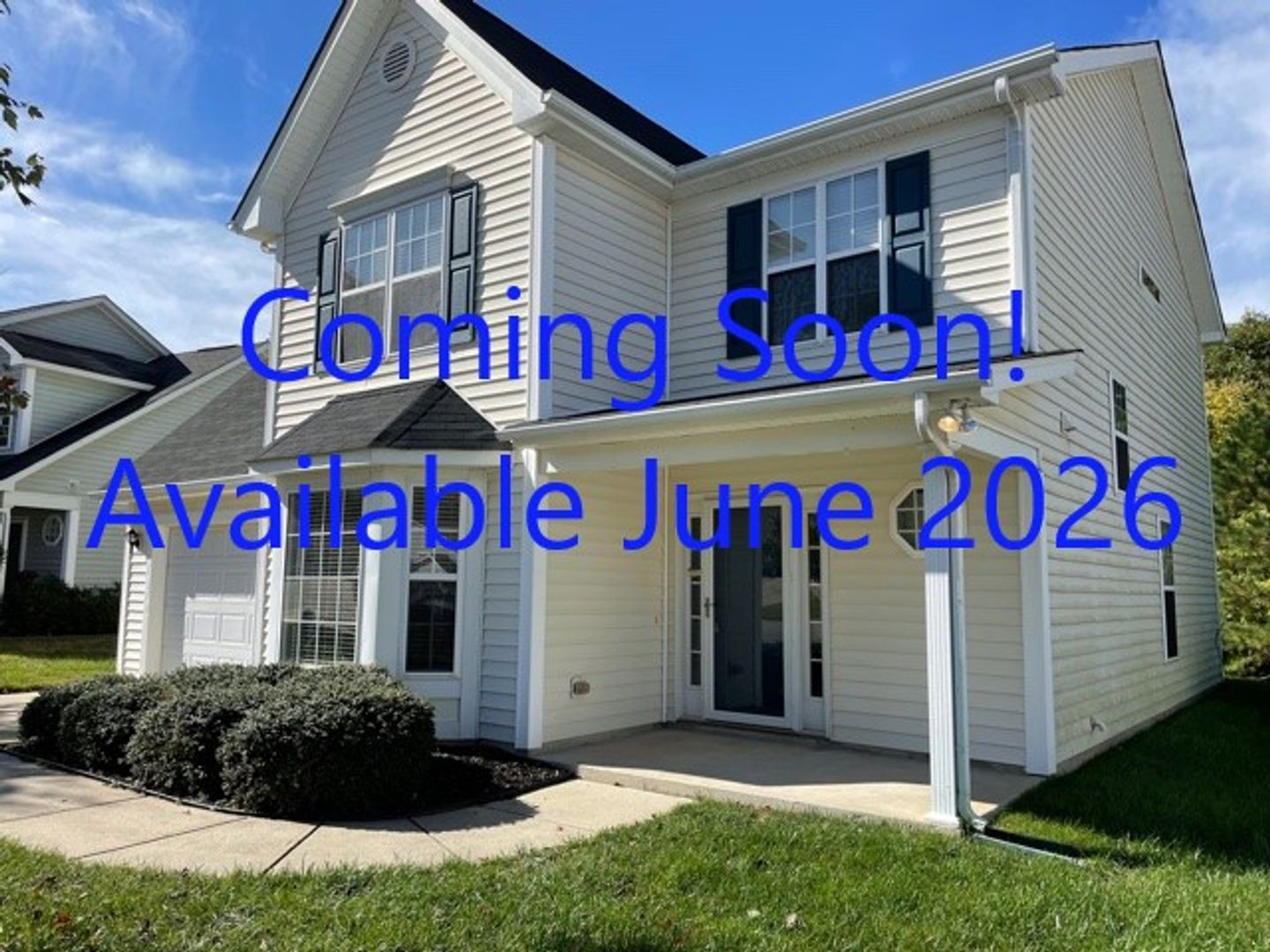 Holly Springs House: 433 Holly Thorn Trce