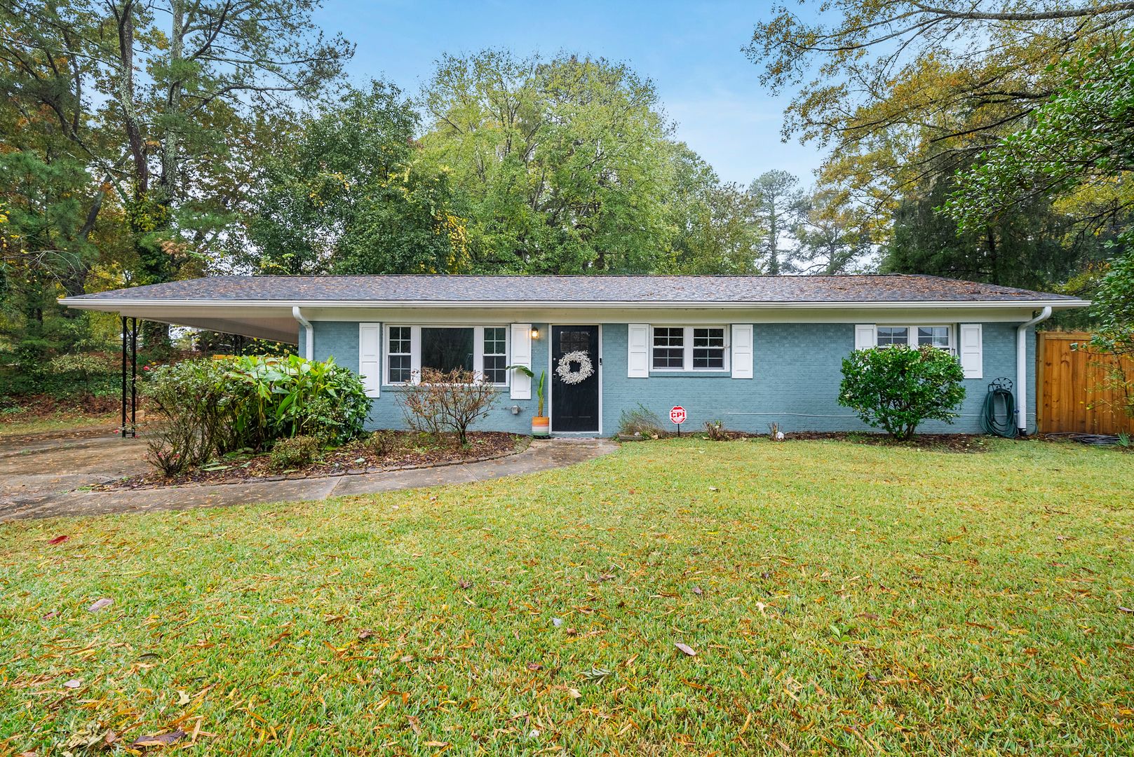 Durham House: 1002 Bacon St.