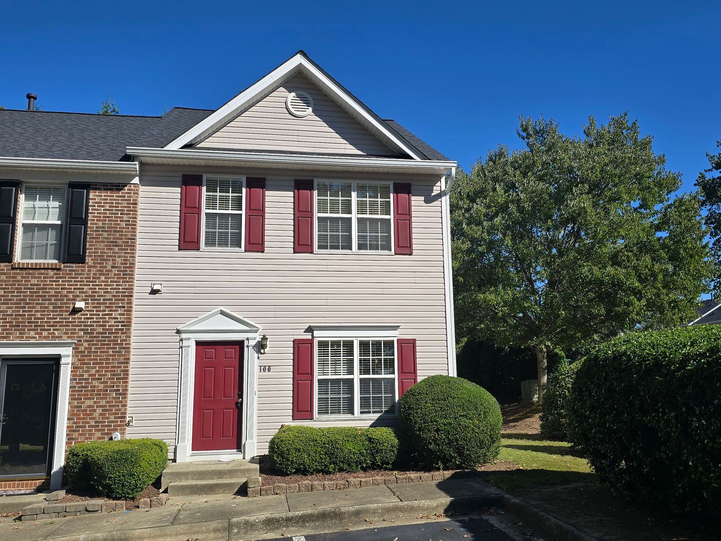 Apex Townhome: 100 Ranger Pl.