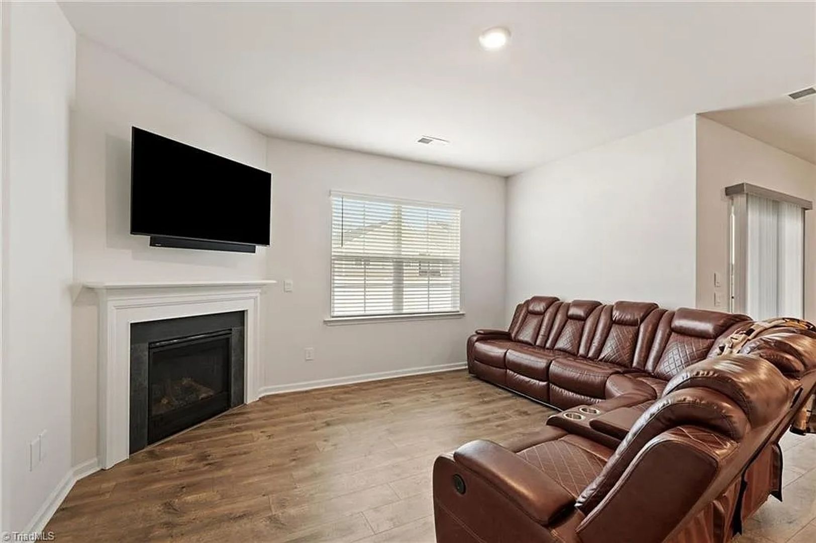 4608 Reedy Creek Farm Circle 3 of 12