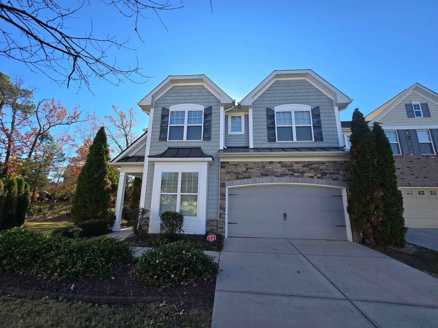 Morrisville House: 912 Garden Square Ln