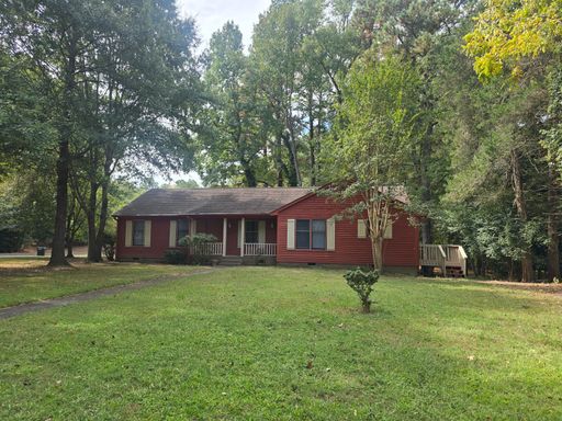 Available 11/1 -Duplex with Private Deck & Ensuite Bedroom – photo 1