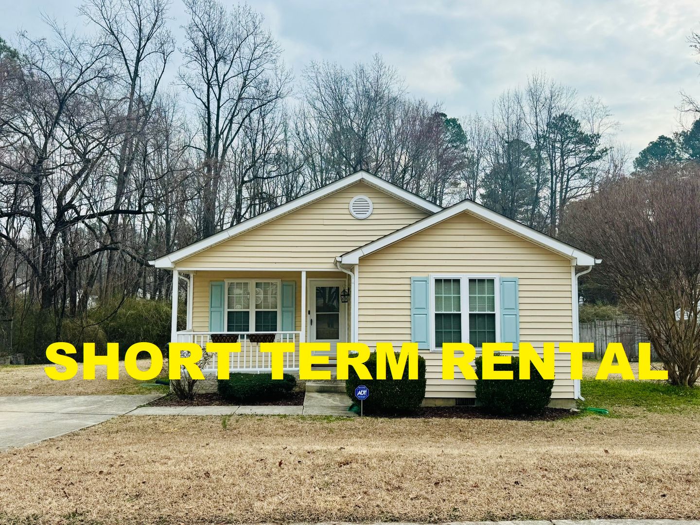 Raleigh House: 6904 Fox Haven Place