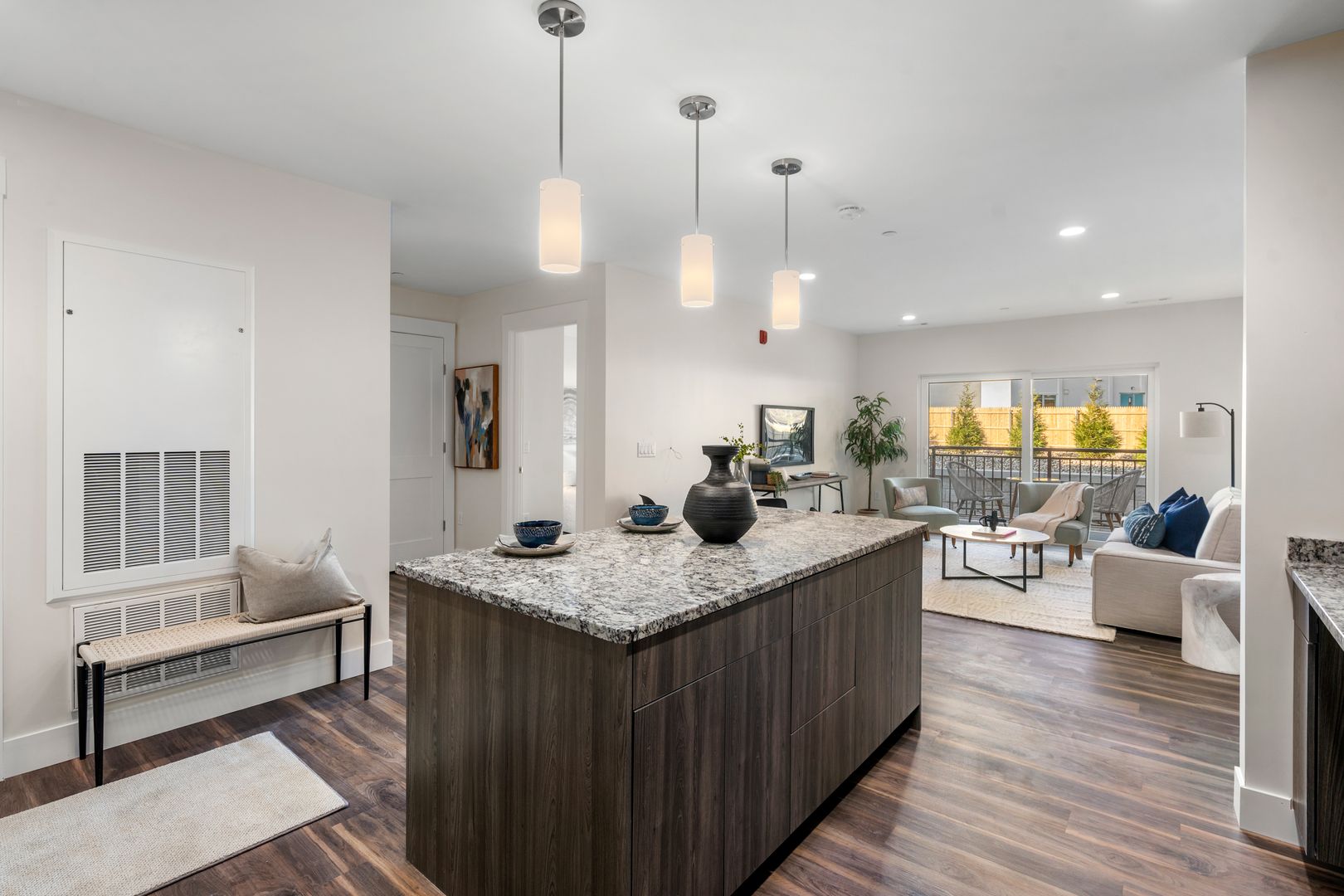 Hyannis Apartment: 850 Falmouth Rd