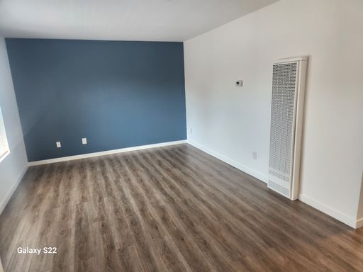 Listing photo thumbnail
