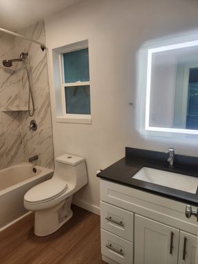 Listing photo thumbnail