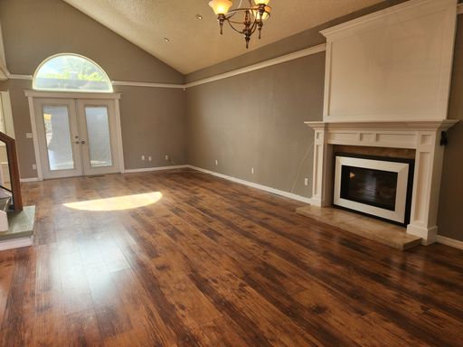 Listing photo thumbnail