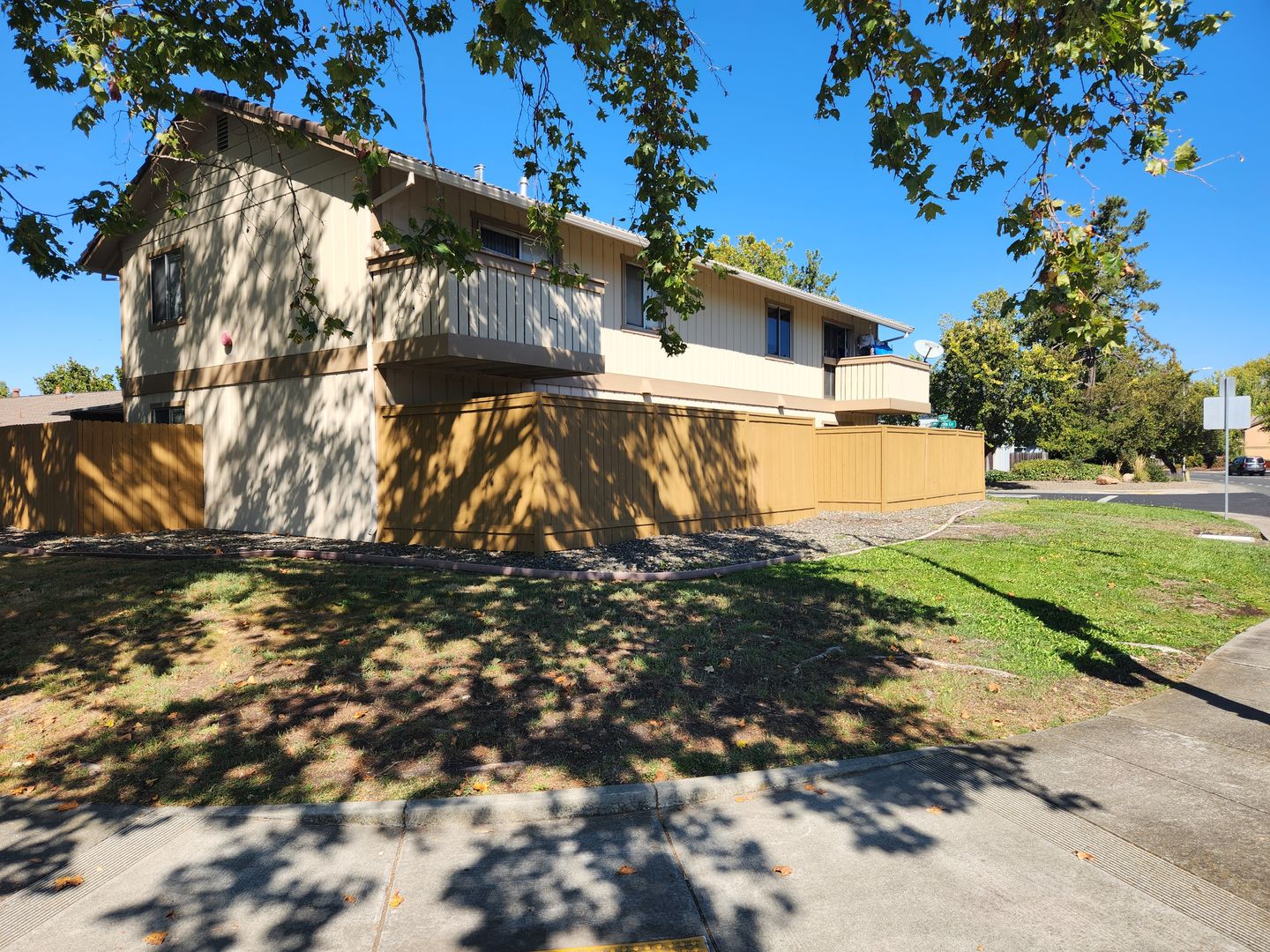 Rohnert Park Apartment: 746 Carlita Circle