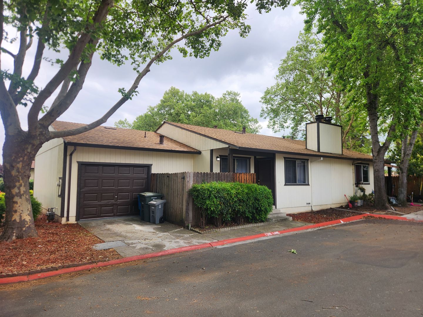 Santa Rosa House: 701 Blair Pl
